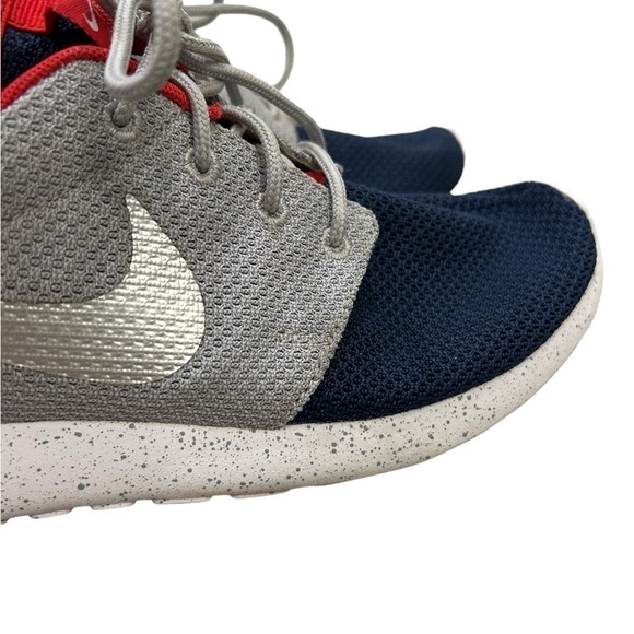 MEN’S NikeiD Roshe Running Sneaker Shoes, Size 7.5  Gray Blue Red - Picture 7 of 11